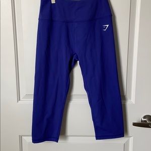 Gym shark crop leggings